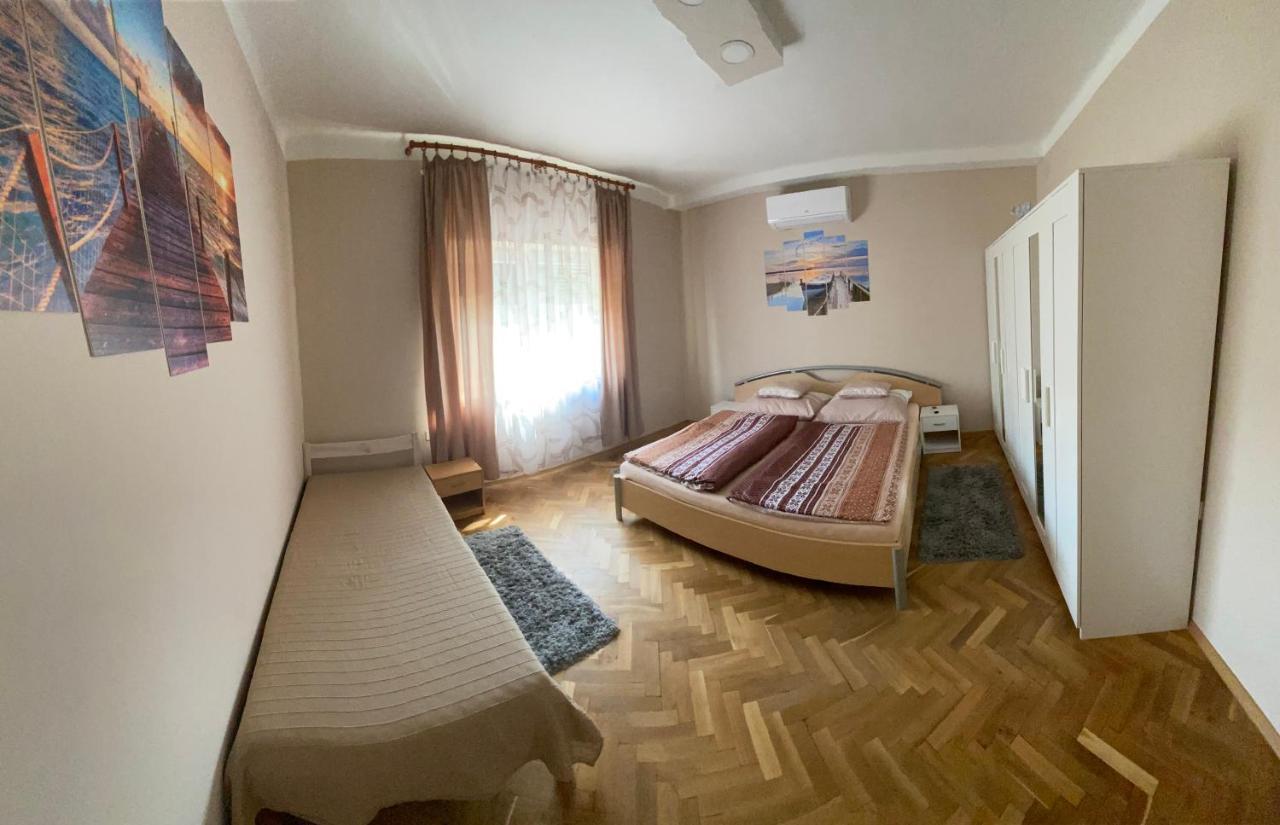 Edina Apartman Balatonlelle Exterior foto